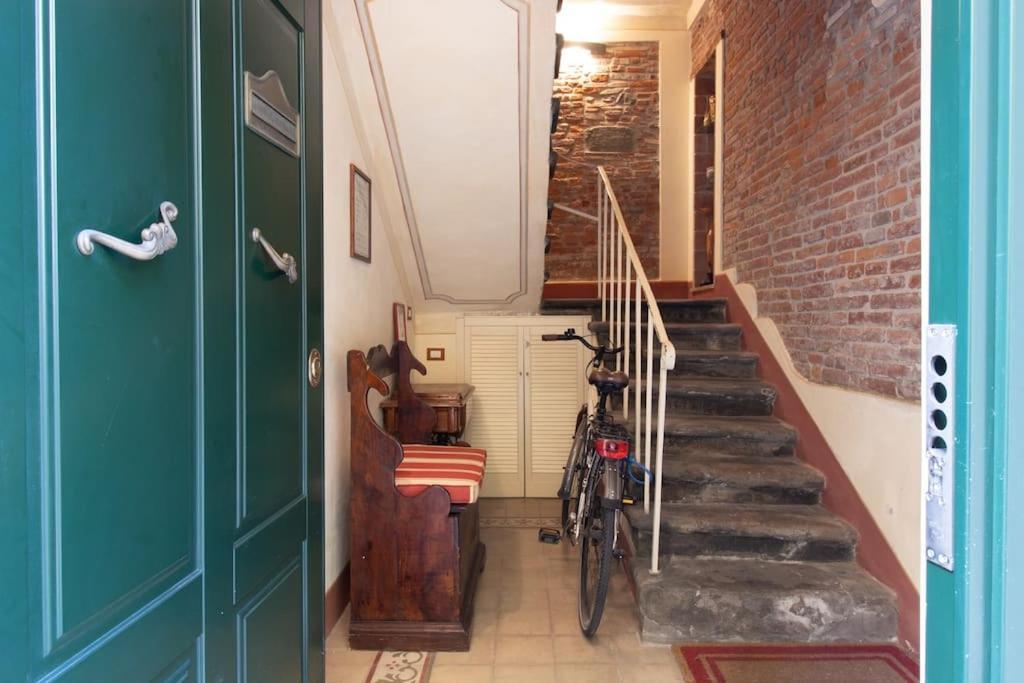 50 Metri Duomo Di Lucca Self Check-In E Wi-Fi Apartment Bagian luar foto