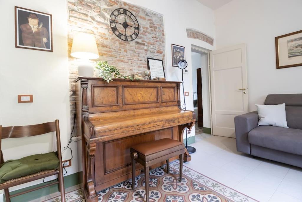 50 Metri Duomo Di Lucca Self Check-In E Wi-Fi Apartment Bagian luar foto