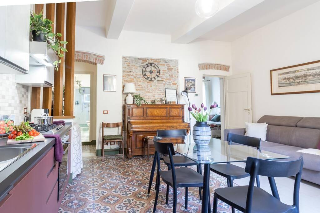 50 Metri Duomo Di Lucca Self Check-In E Wi-Fi Apartment Bagian luar foto